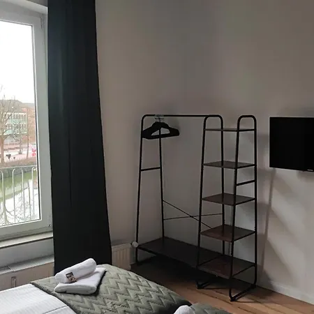 Apartment Zentrale Mit Blick Auf Den Inklusive Parkplatz Und Internet Geschaeftsreisende Willkommen Rendsburg