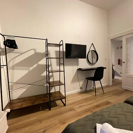 Apartment Zentrale Mit Blick Auf Den Inklusive Parkplatz Und Internet Geschaeftsreisende Willkommen Rendsburg