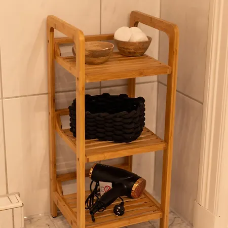 Apartamento Zentrale Mit Blick Auf Den Inklusive Parkplatz Und Internet Geschaeftsreisende Willkommen *